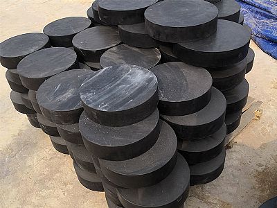 临县板式橡胶支座由若干层橡胶片与薄钢板经加压硫化